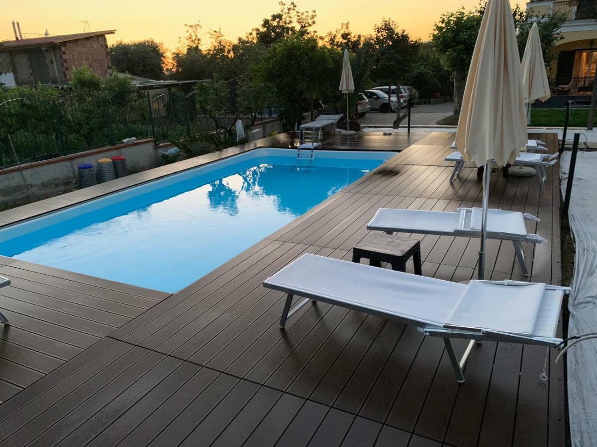 Villa Lucia Terrazza Panoramica 卡斯特拉玛雷帝斯达比亚 外观 照片