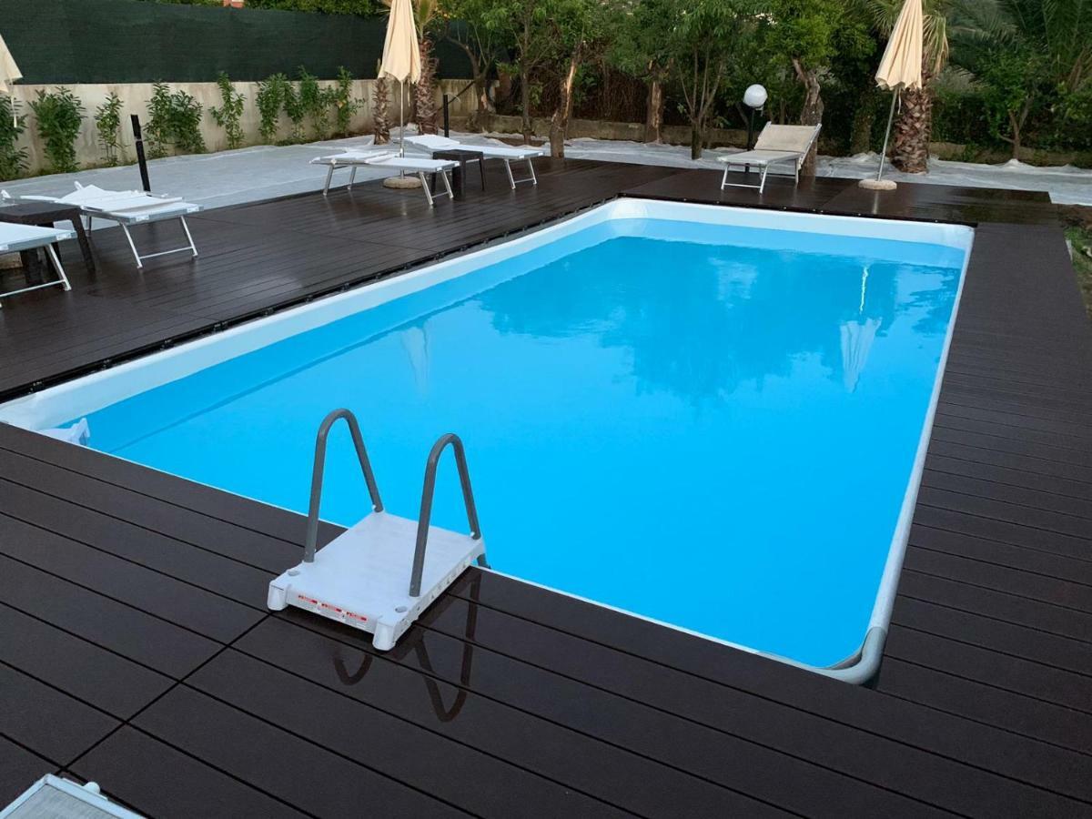 Villa Lucia Terrazza Panoramica 卡斯特拉玛雷帝斯达比亚 外观 照片