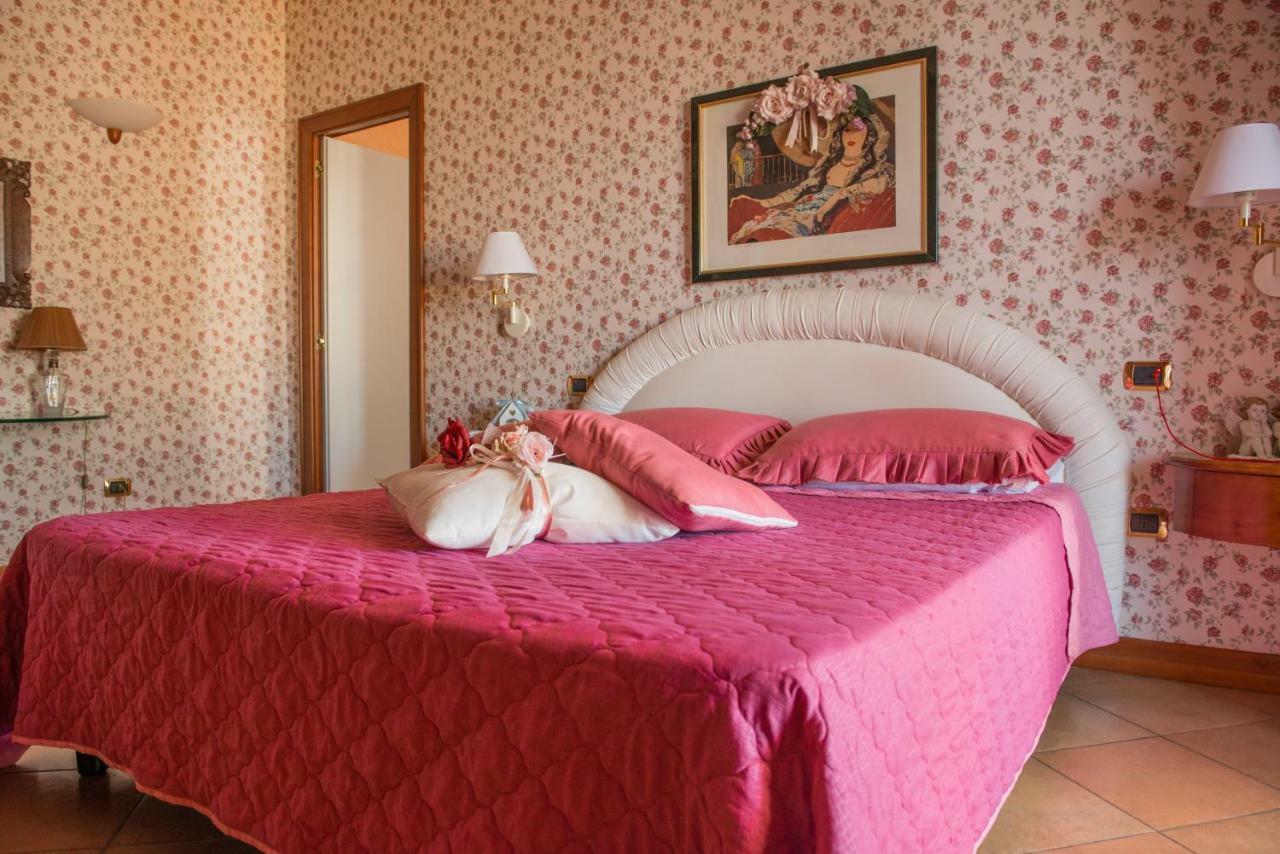 Villa Lucia Terrazza Panoramica 卡斯特拉玛雷帝斯达比亚 外观 照片